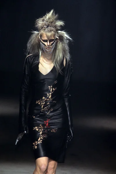 Look 1
